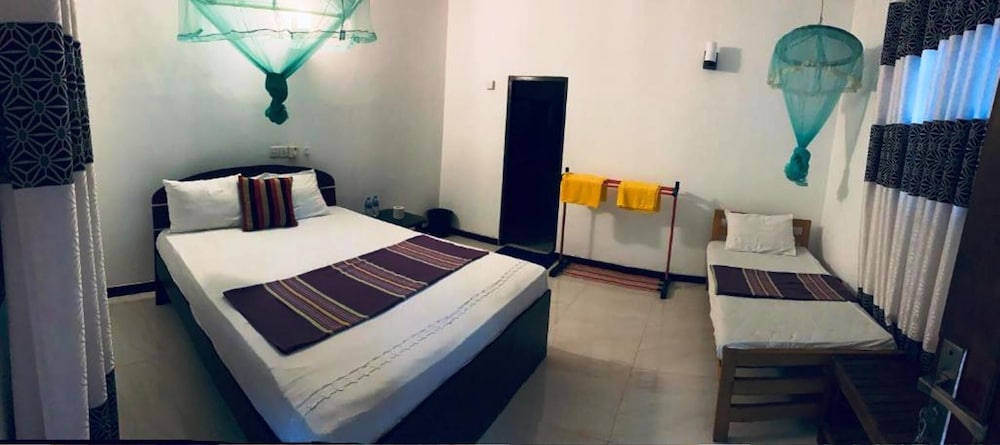 Lal Home Stay