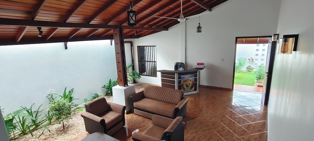 Hotel Roamer's Ark Villa