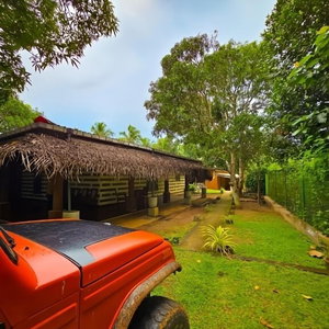 Hotel Elephant Paradise Safari Lodge cazare Udawalawa