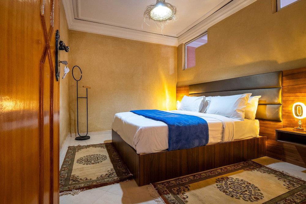 Hotel Mira Stay