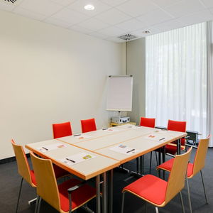Hotel Novina Hotel Tillypark cazare Nuremberg