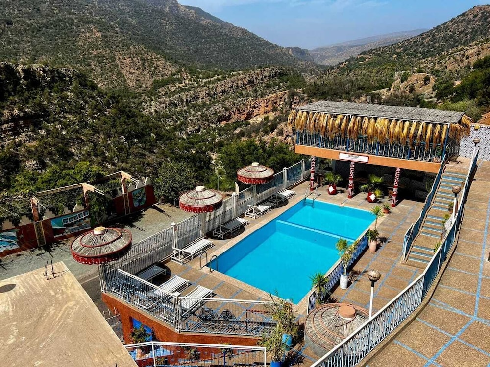 Hotel Auberge Les Montagnes Du Paradis