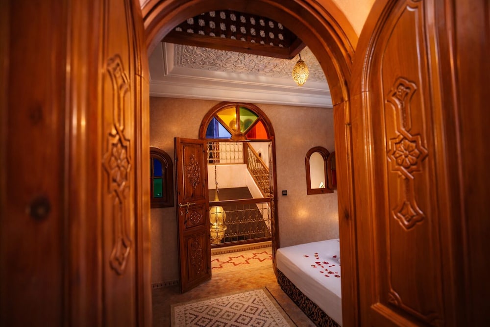 Hotel Riad 16 Dar And Pool