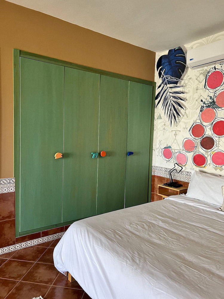 Hotel Art Point Guesthouse