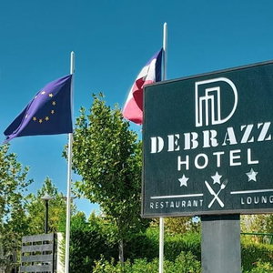 Hotel Hôtel Debrazza cazare Oulad Tayeb