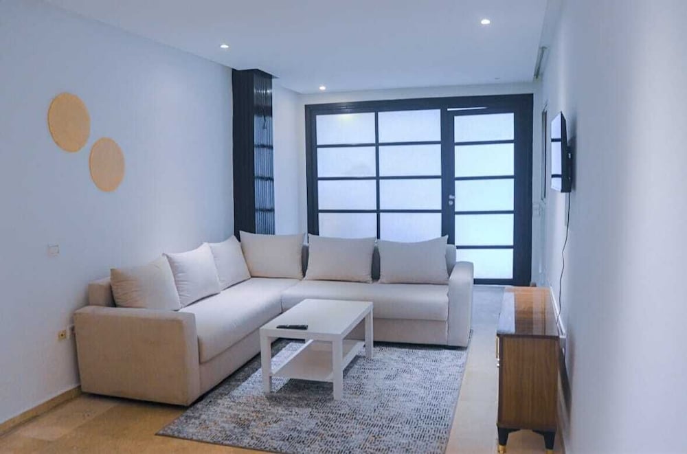 Hotel Studio Central In Maarif