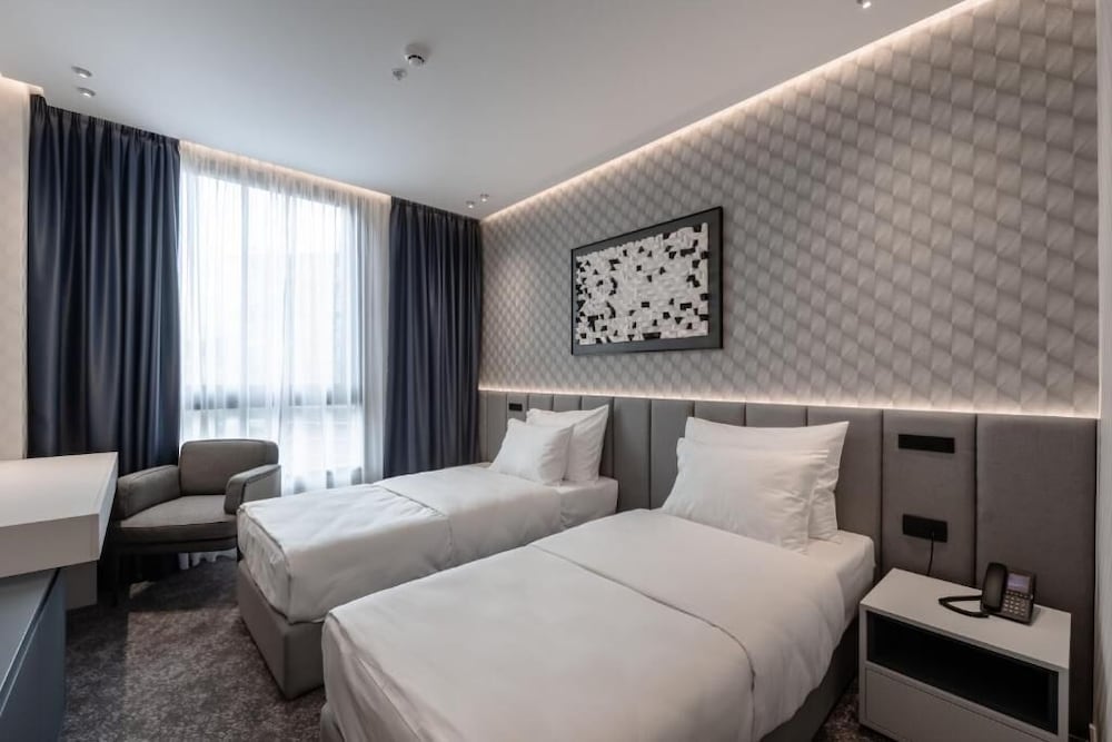 Hotel Cube