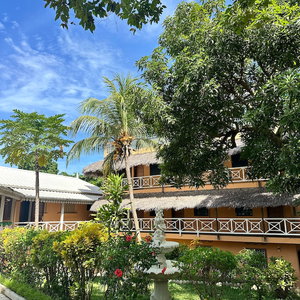 Hotel Holiday Beach Hotel cazare Hell-Ville