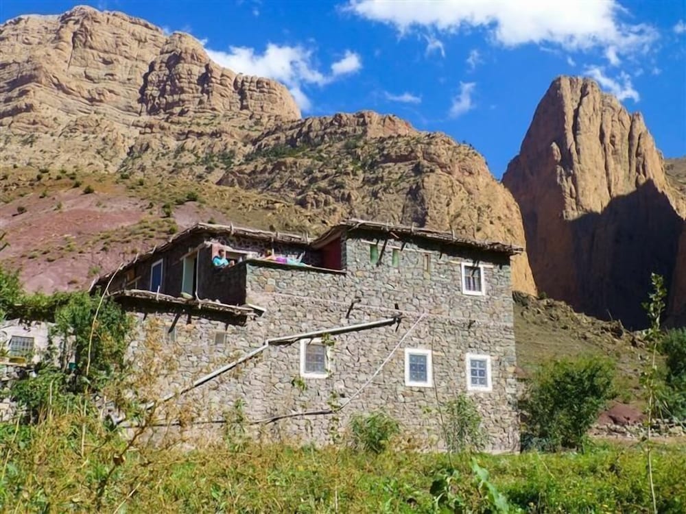 Hotel Gîte Tawajdat Taghia