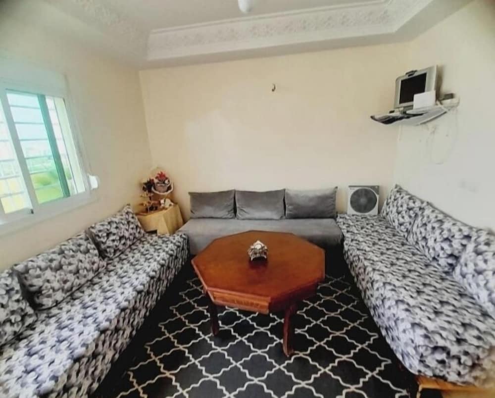 Hotel 2 Km From Fes Airport