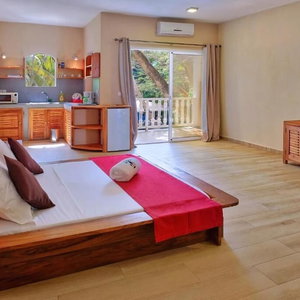 Hotel Hotel Residence Sarimanok cazare Hell-Ville