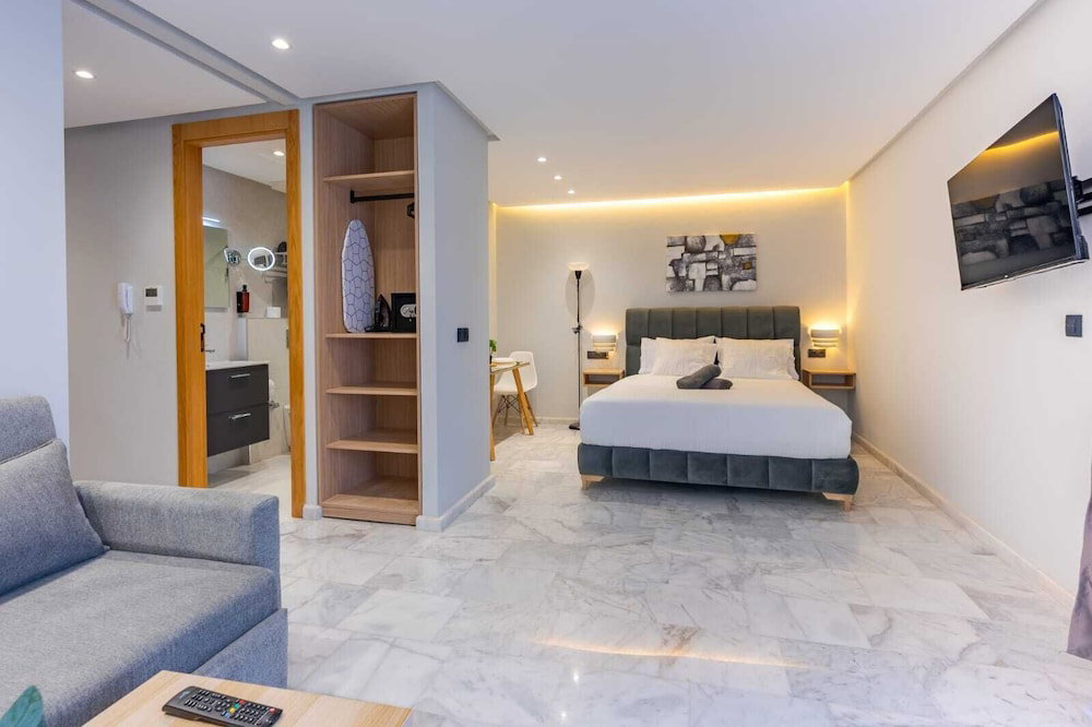 Hotel Faya Nova-Central Stay