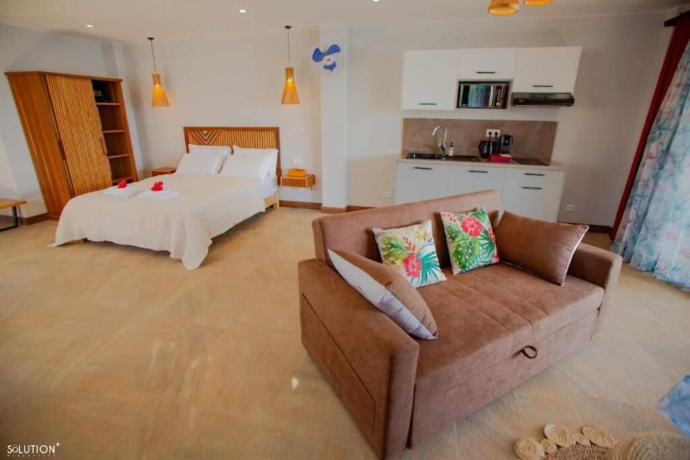 Hotel Amako Beach House