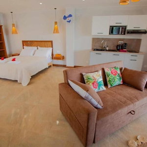 Sejur Amako Beach House vacanta Hell-Ville