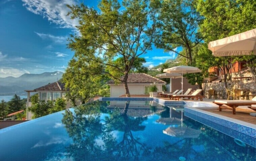 Hotel Guest House Harmonia