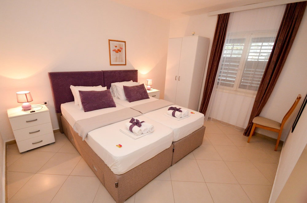 Hotel Apartments Tea Kotor