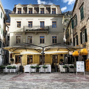 Hotel Hotel Vardar Kotor cazare Kotor
