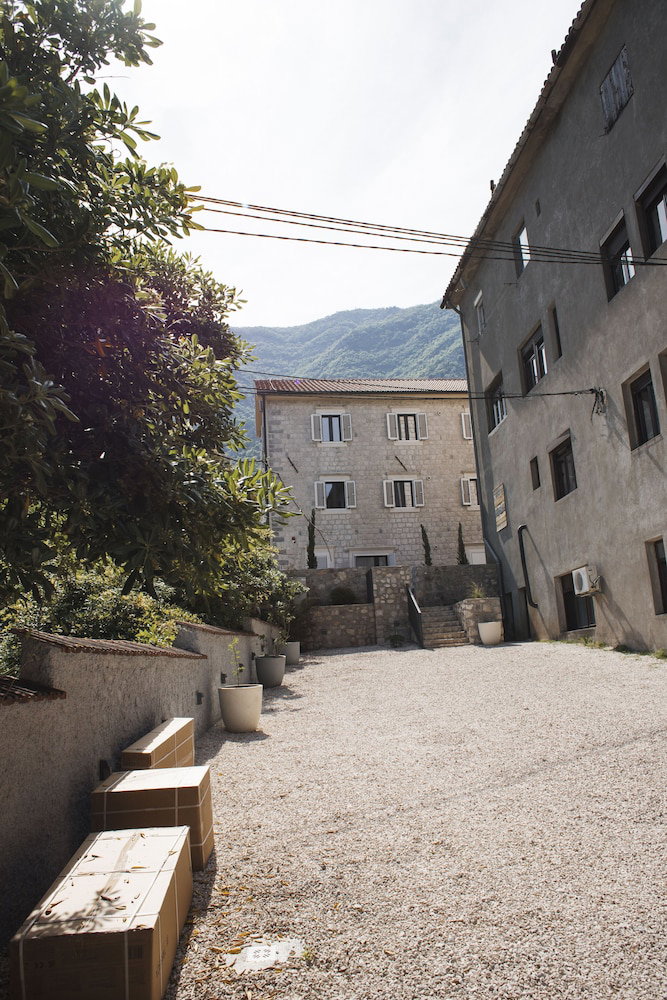Hotel Galathea House