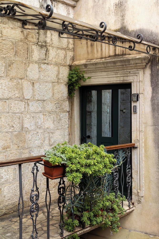 Hotel Step To Kotor Bay Old Town