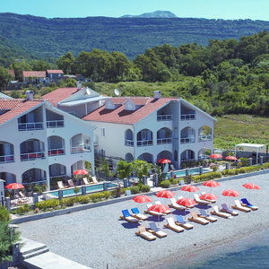 Hotel Apartments Mala Laguna cazare Tivat