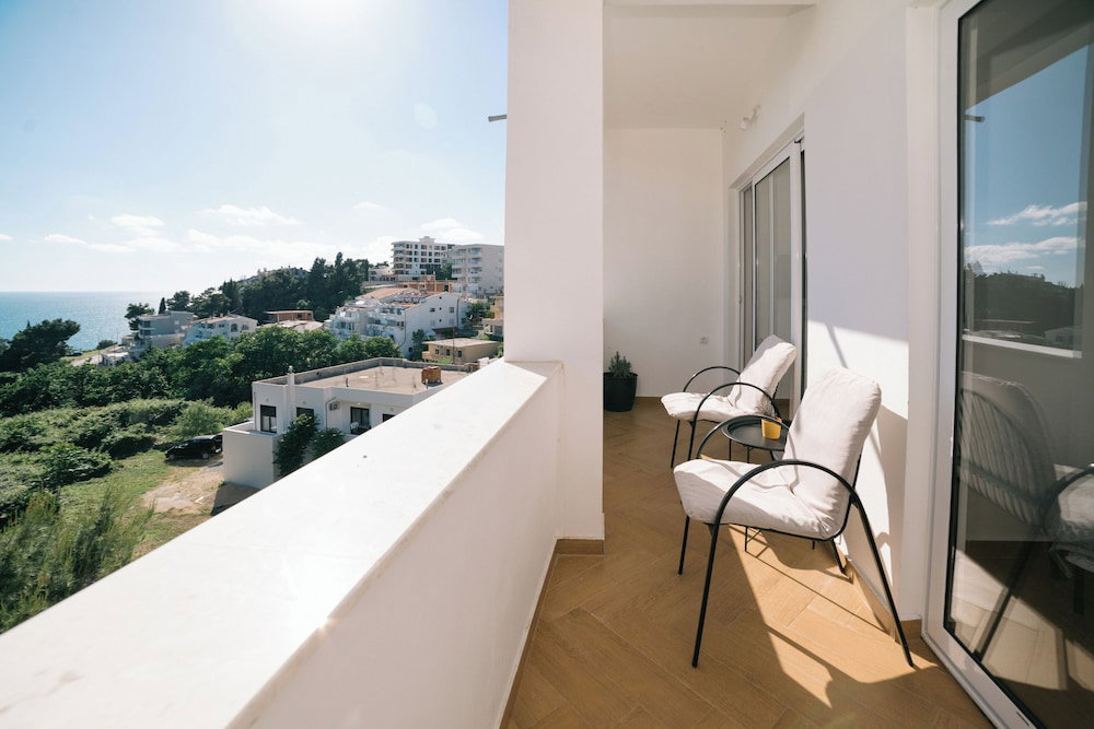 Hotel The Rooftop Apartment With Sea View