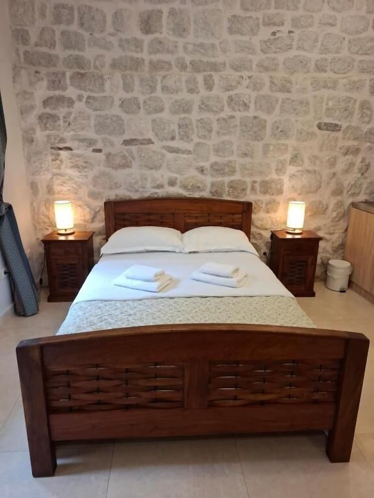 Filip Deluxe Rooms