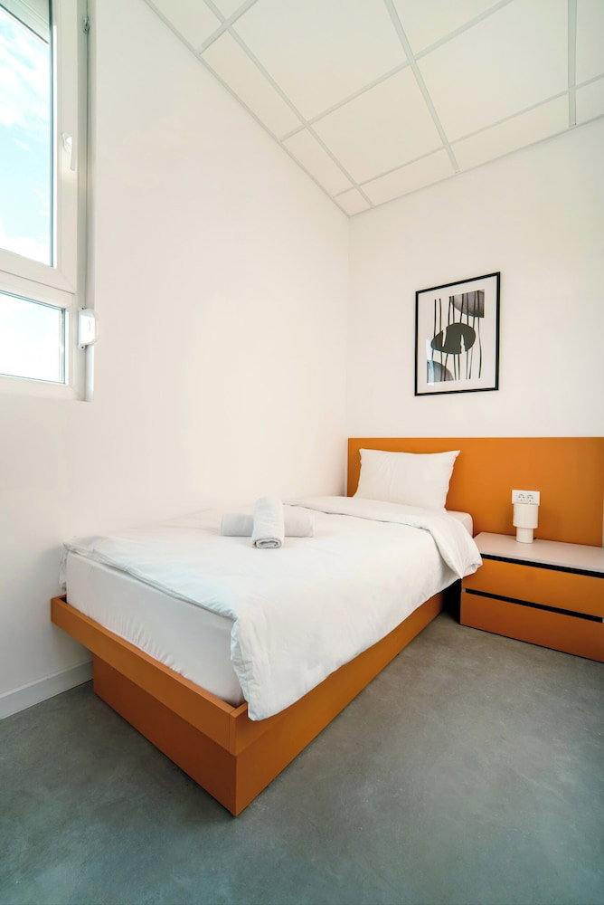 Tq City Apartments