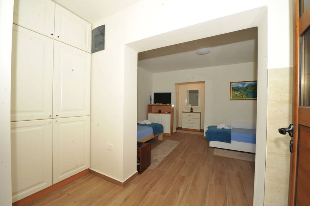Apartments Olive