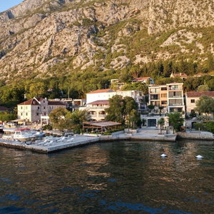 Hotel Ancora Adriatica cazare Kotor