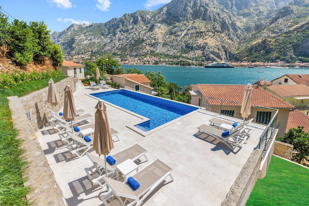 Hotel Apartments Doncic