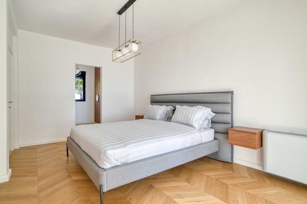 Hotel Quercus Villa 2