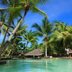 Hotel Ravintsara Wellness Hotel cazare Hell-Ville