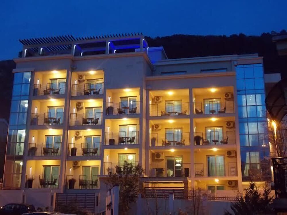 Hotel Apartments And Rooms Grand Palazzo