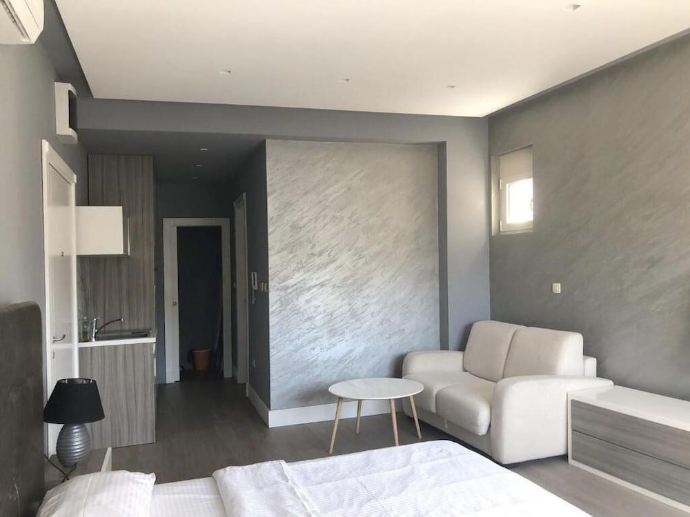 Status M Apartments Franca23