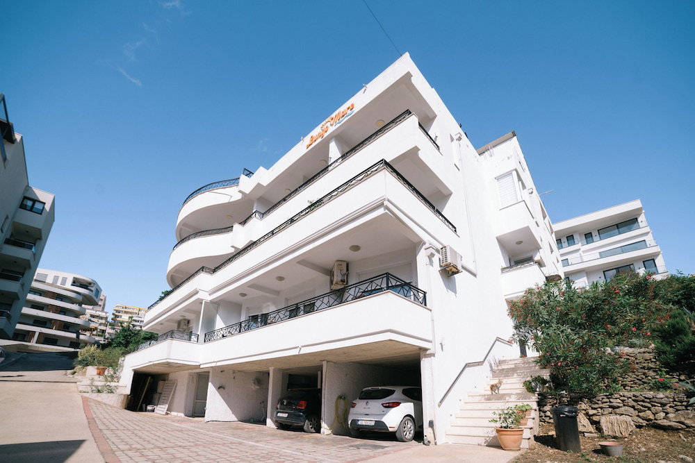 Hotel Deluxe Studio Apartment With Sea View