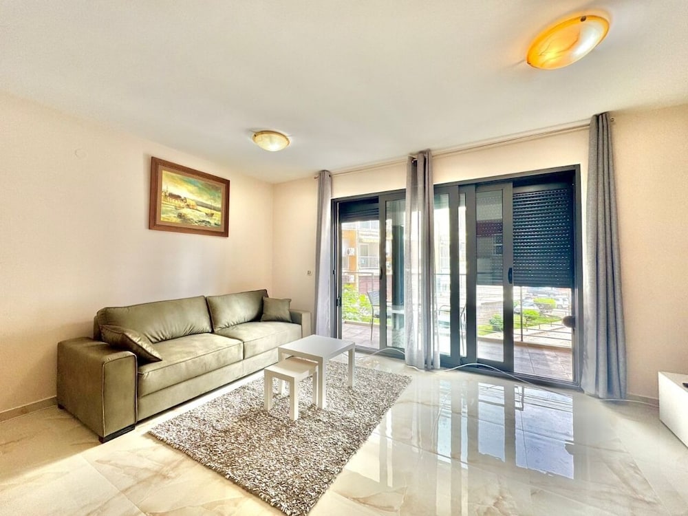 Hotel Two Bedroom Apartment Andrej