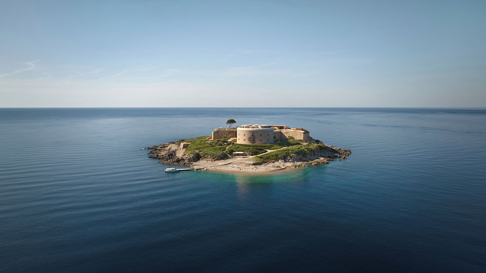 Hotel Mamula Island By Banyan Tree