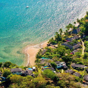Hotel Home The Residence cazare Hell-Ville