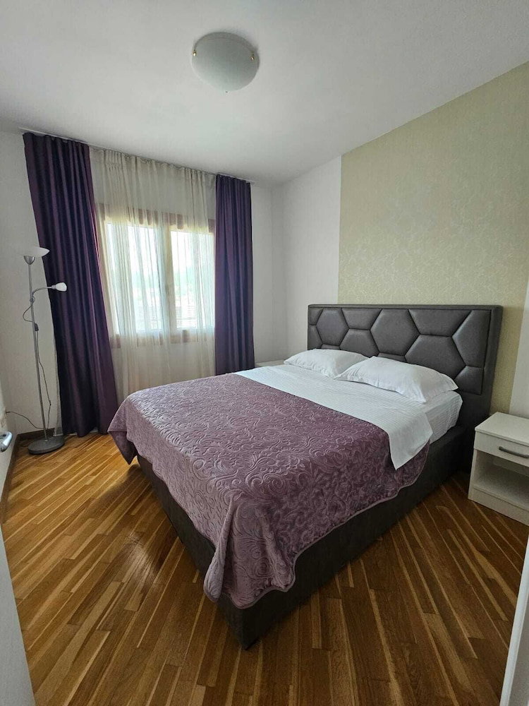 Hotel Panoramic Sea View 2Bdr Apartment