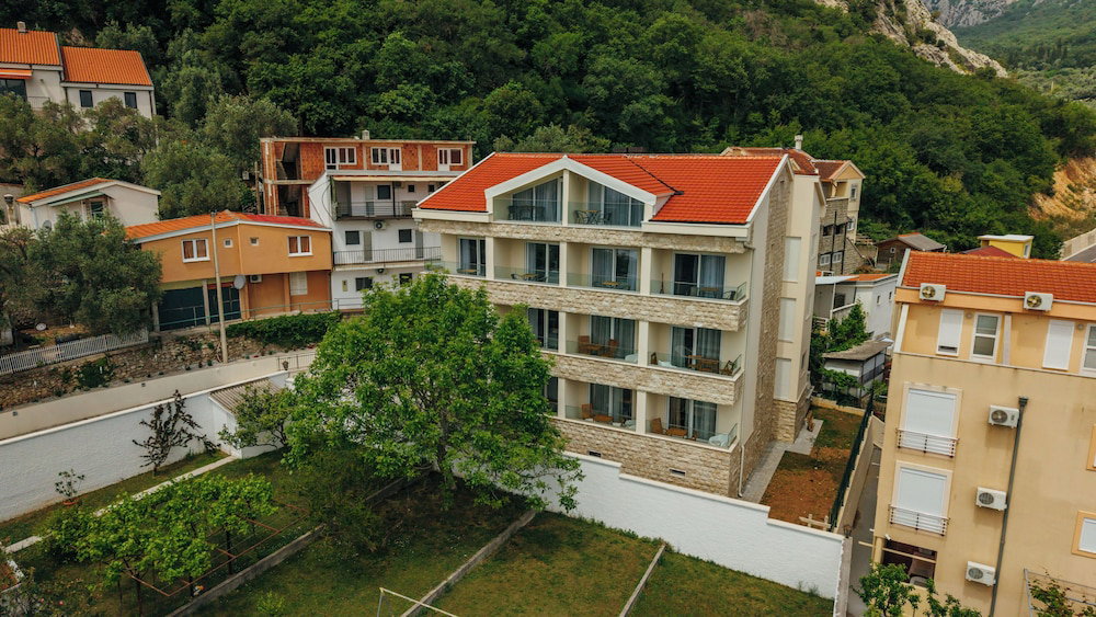Hotel Apartments Via Mare