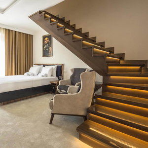 Hotel Waikiki Apartments cazare Tivat