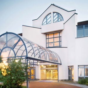 Hotel Mövenpick Hotel München Airport cazare Hallbergmoos