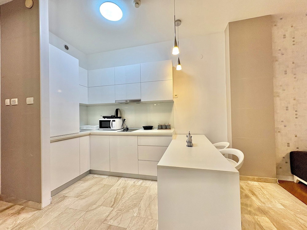 Hotel The Royal Suite - Tre Canne