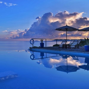 Hotel Le Grand Bleu cazare Hell-Ville