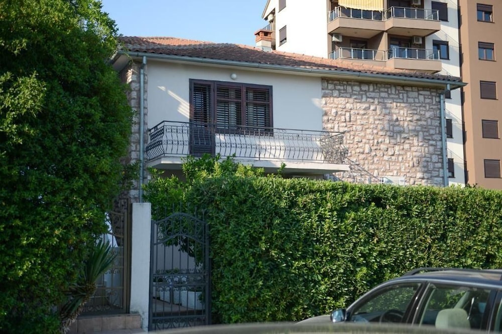 Hotel Apartments Petkovic Budva