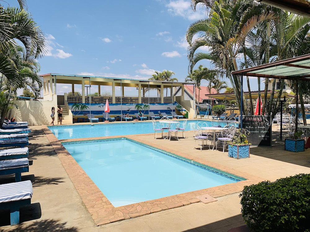 Hotel Hotel Appartement Meublé Les Flots Bleu