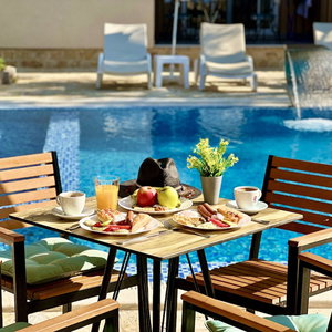 Hotel Akhdar Apartments cazare Dobra Voda