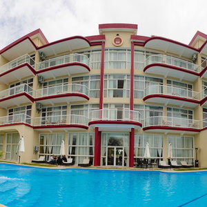 Hotel Menabe'l cazare Antsirabe Afovoany