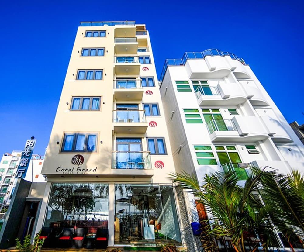 Hotel Coral Grand Beach & Spa At Hulhumale