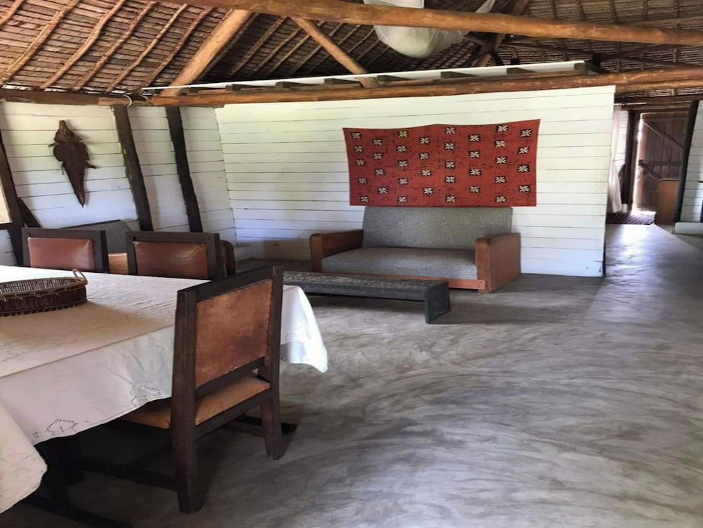 Hotel Beachfront Oasis In Mahambo, Madagascar - Chalet Retreat